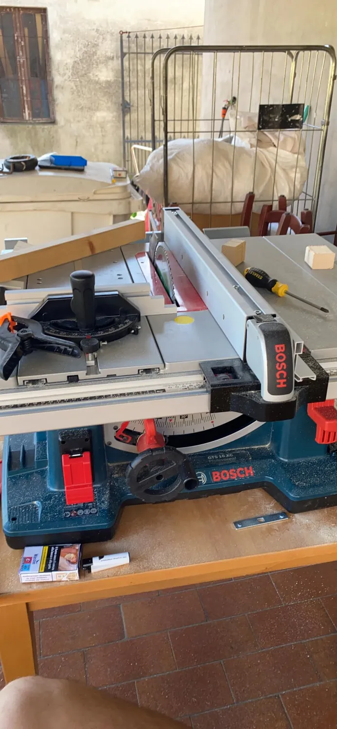 Bosch GTS 10 XC Sega da Banco 254 mm 2100W Legno