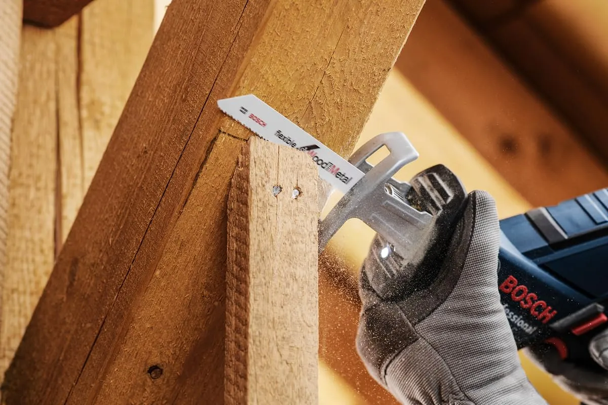 Bosch Expert S1222VF Lame Gattuccio Legno Metallo 2 pz