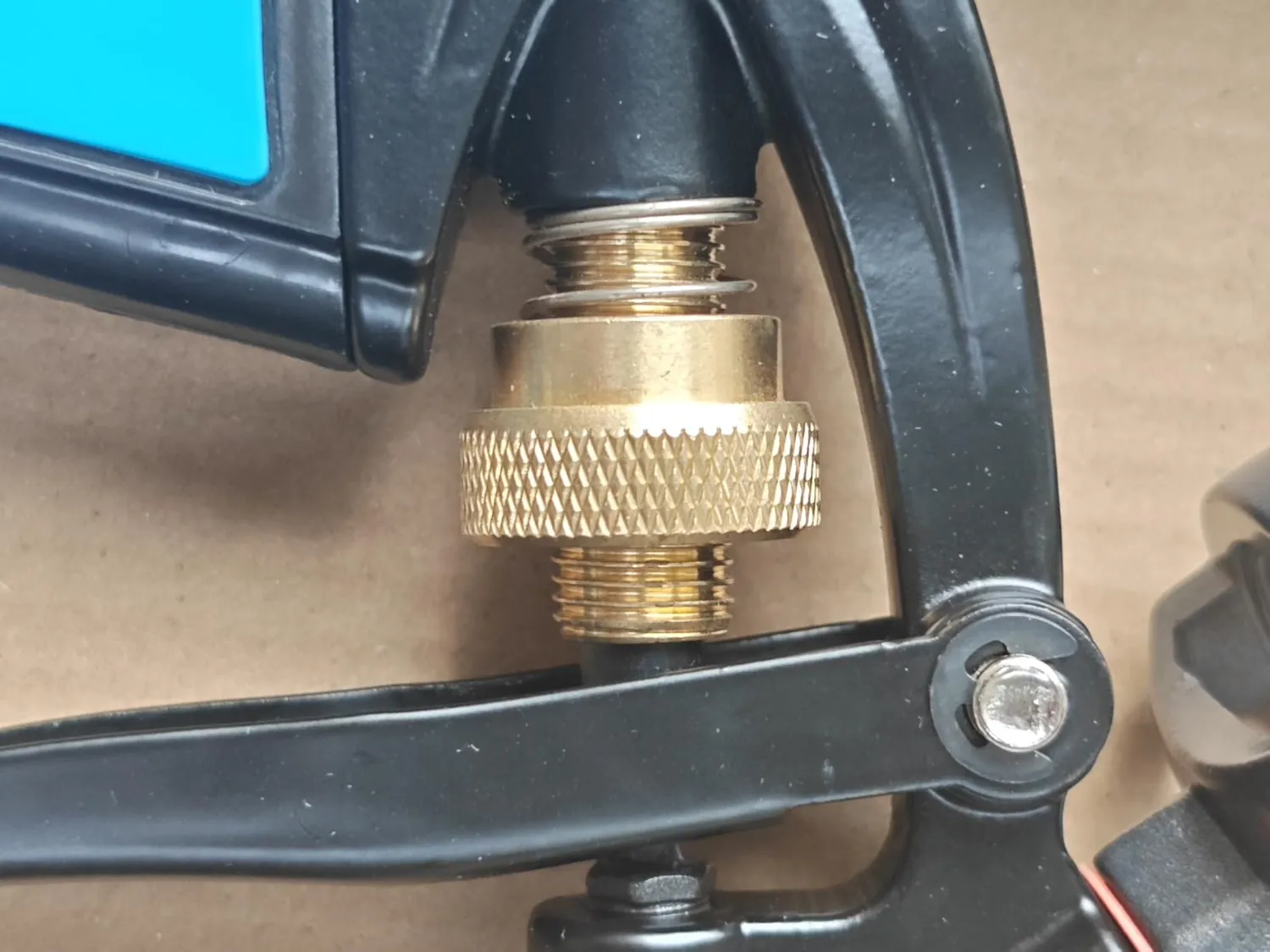 Graff pistola schiuma PU teflon con dosatore metallo