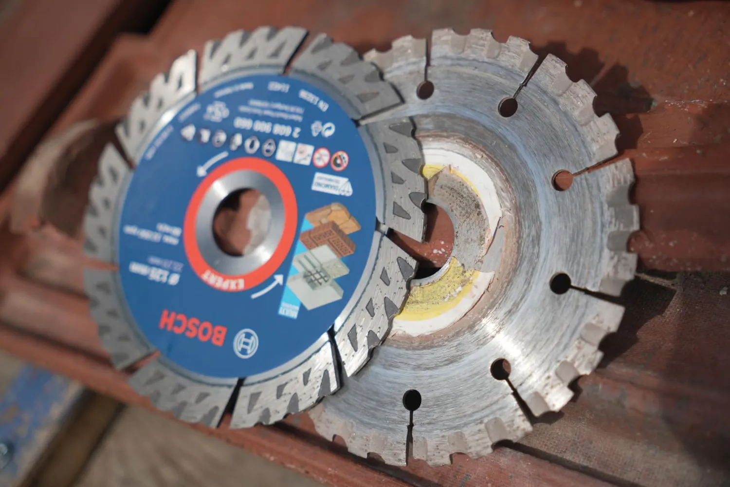 Bosch Expert MultiMat disco diamantato 125 mm per cemento