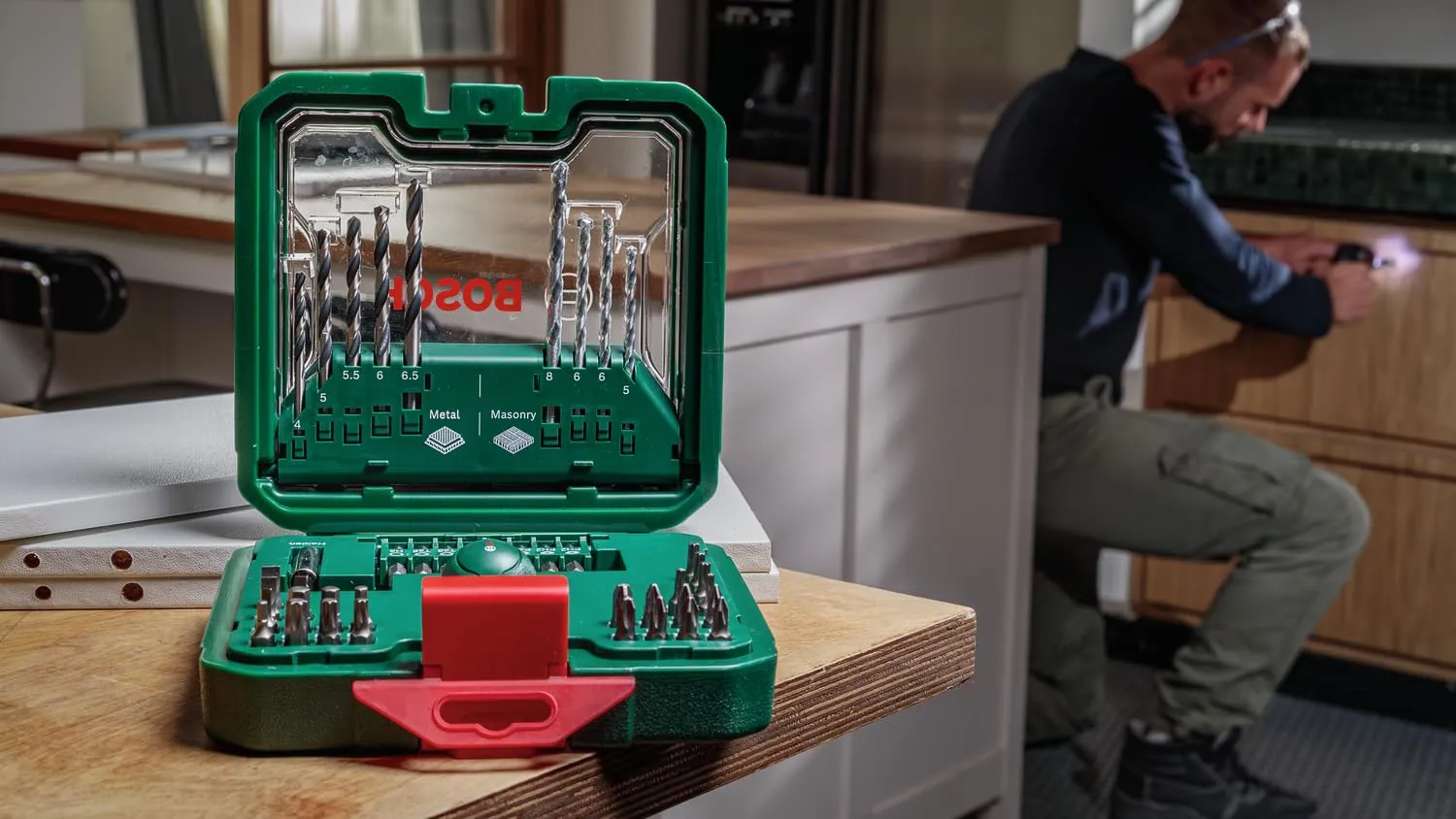 Bosch Set Punte e Inserti 43 Pezzi Valigetta Compatta