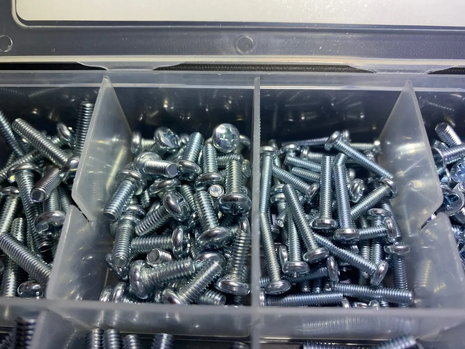 S&R WERKFIX kit viti e dadi 320 pezzi M3-M5