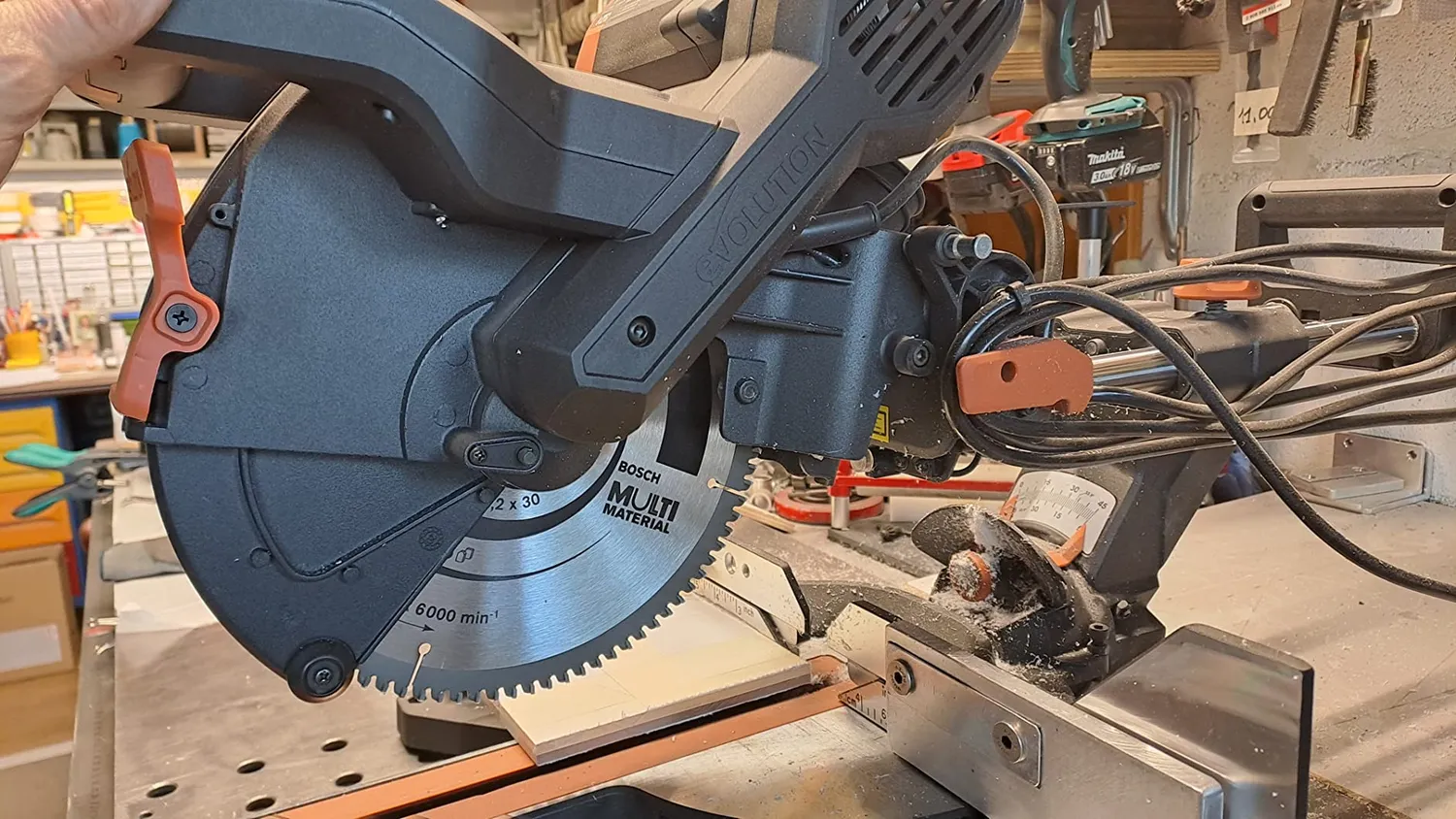 Bosch PRO Multi Material lama circolare 300 mm 96 denti