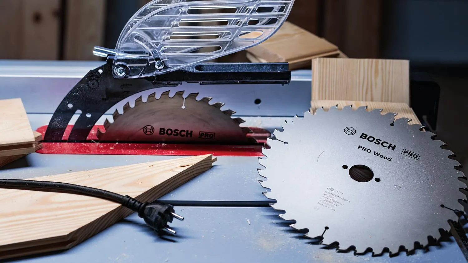 Bosch Expert PRO Wood lama circolare 700 mm per legno