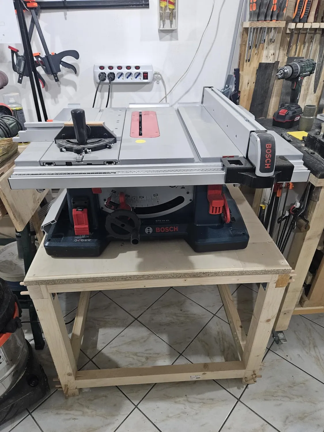 Bosch GTS 10 XC Sega da Banco 254 mm 2100W Legno
