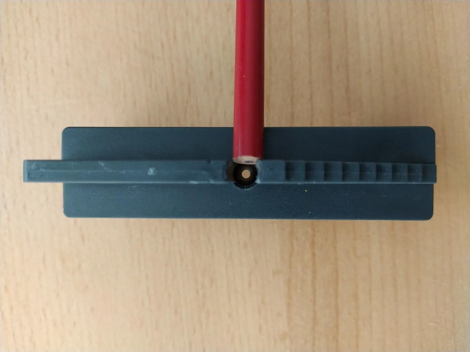KWB cercacentri legno metallo con matita e magnete