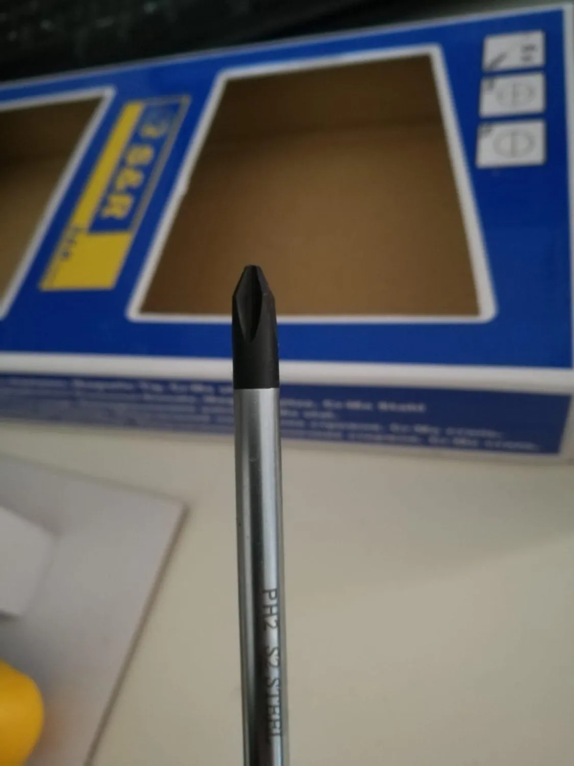 S&R set cacciaviti magnetici professionali 6 pezzi taglio croce