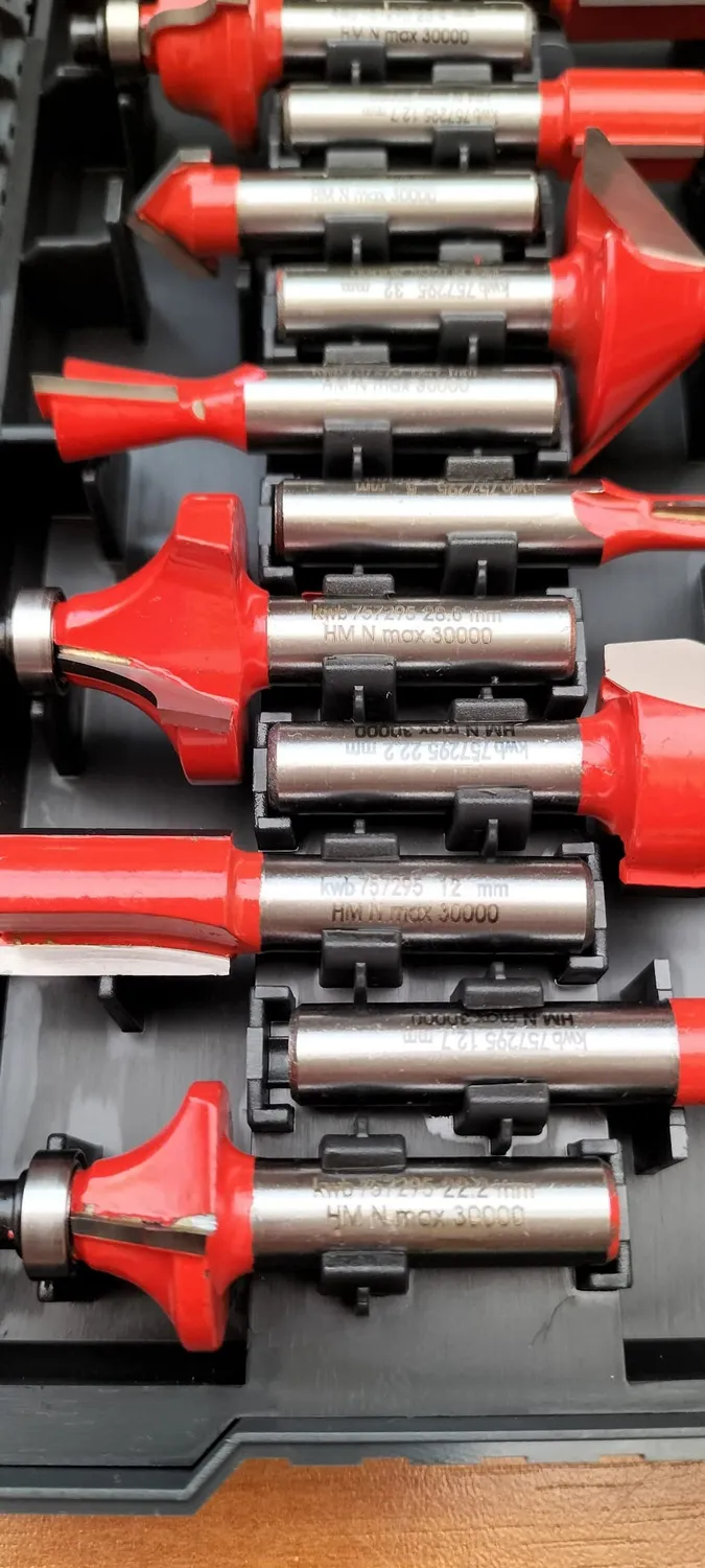 KWB Set 12 Frese Fresatrice 8 mm Metallo Duro Valigetta