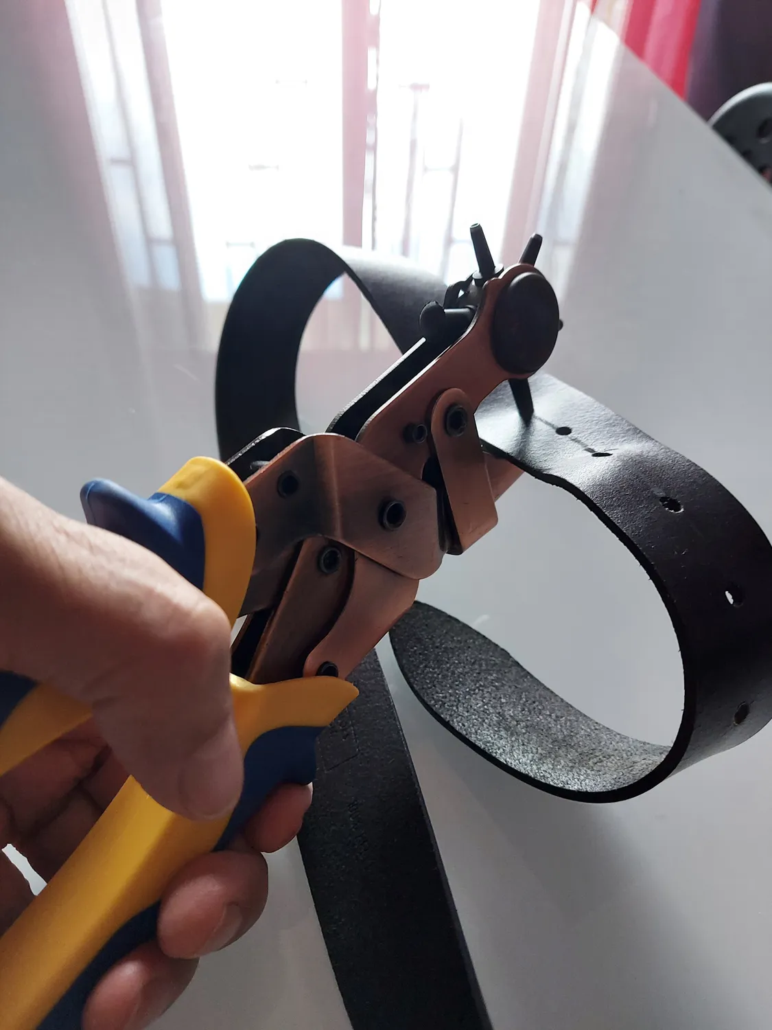 S&R Fustellatrice Cuoio 250 mm 6 Fustelle 2-4,5 mm