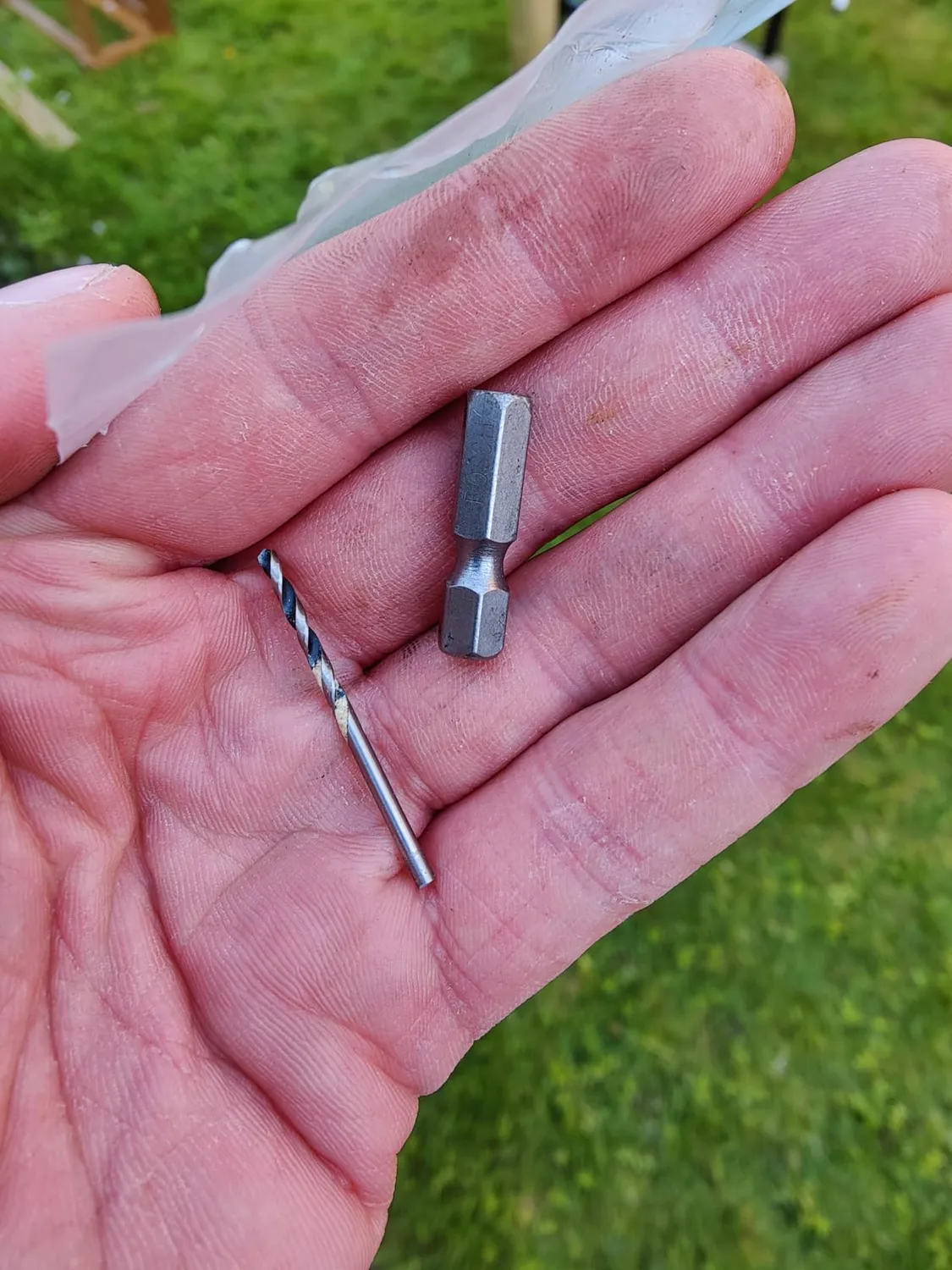 Bosch Expert punta HSS metallo 2 mm attacco esagonale 1/4"