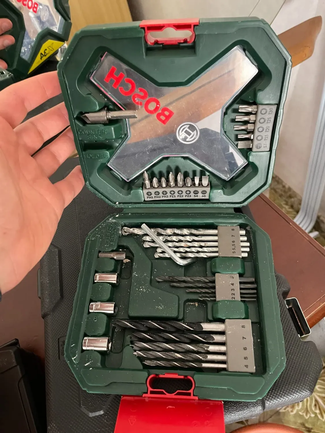 Bosch X-Line Set 34 Pezzi Punte e Bit Titanio