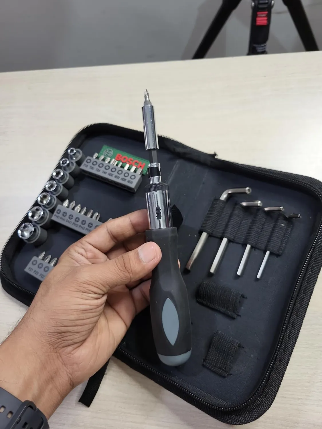 Bosch Astuccio Avvitamento 38 pezzi con Cricchetto