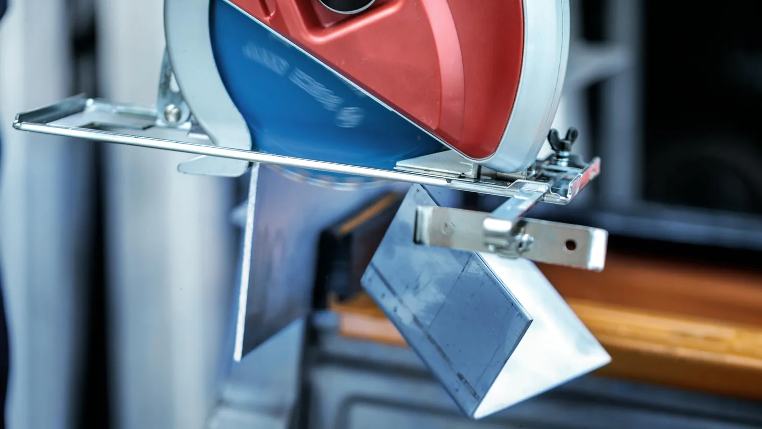 Bosch Expert Lama circolare 185 mm per inox 36 denti