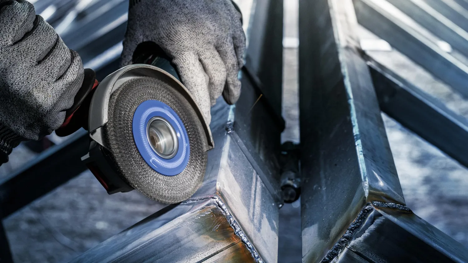 Bosch Expert spazzola tazza X-Lock 115 mm filo intrecciato metallo