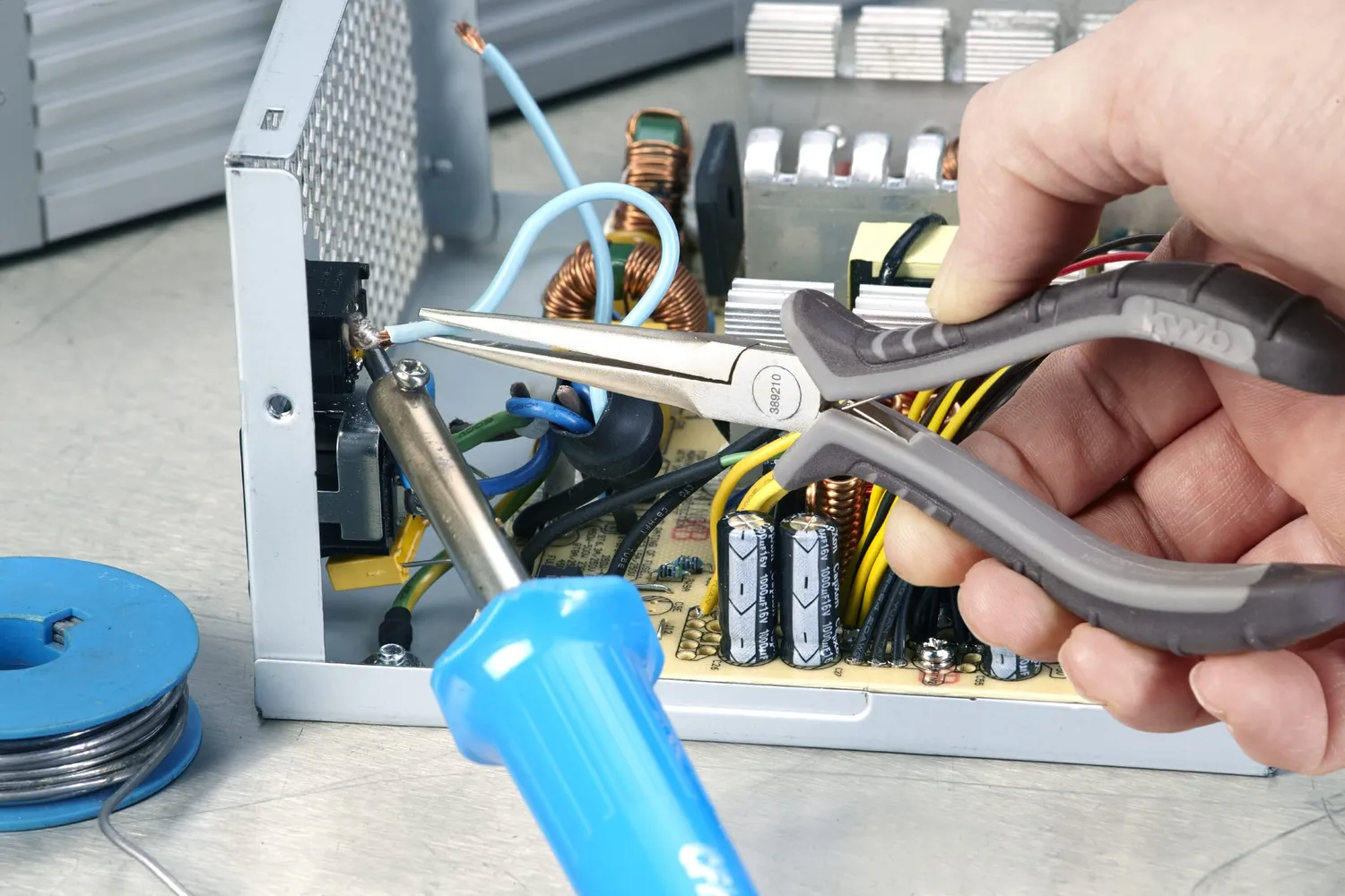 kwb 389210 pinza becchi ago 150 mm acciaio per elettronica