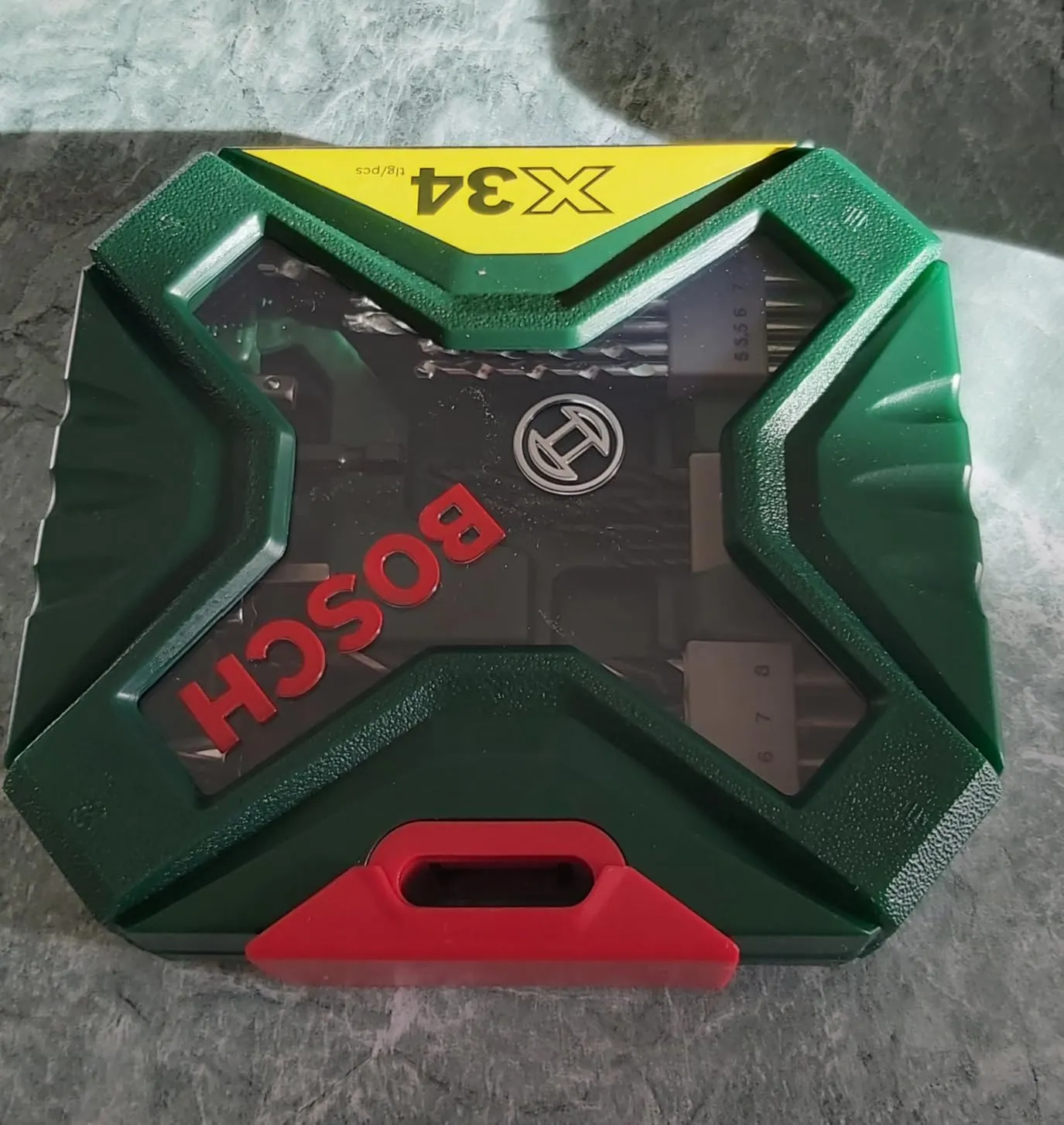 Bosch X-Line Set 34 Pezzi Punte e Bit Titanio