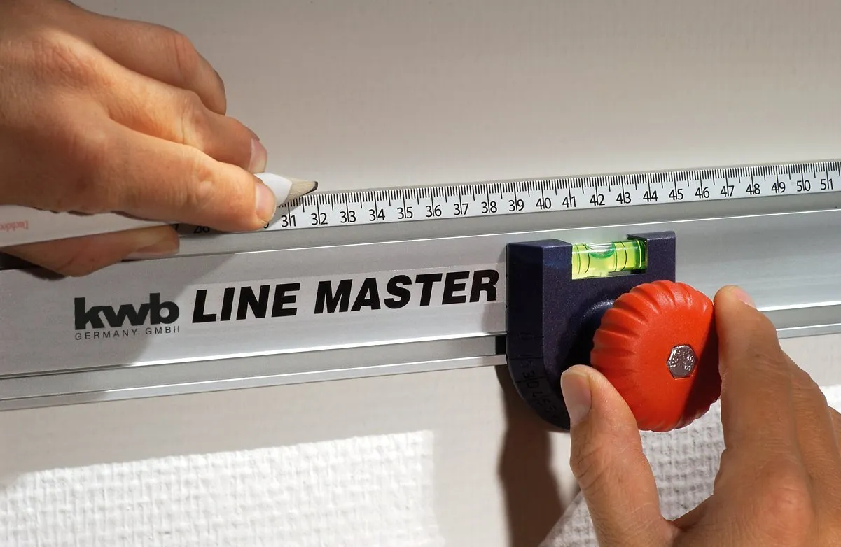 KWB Linemaster 784810 dima foratura con livella