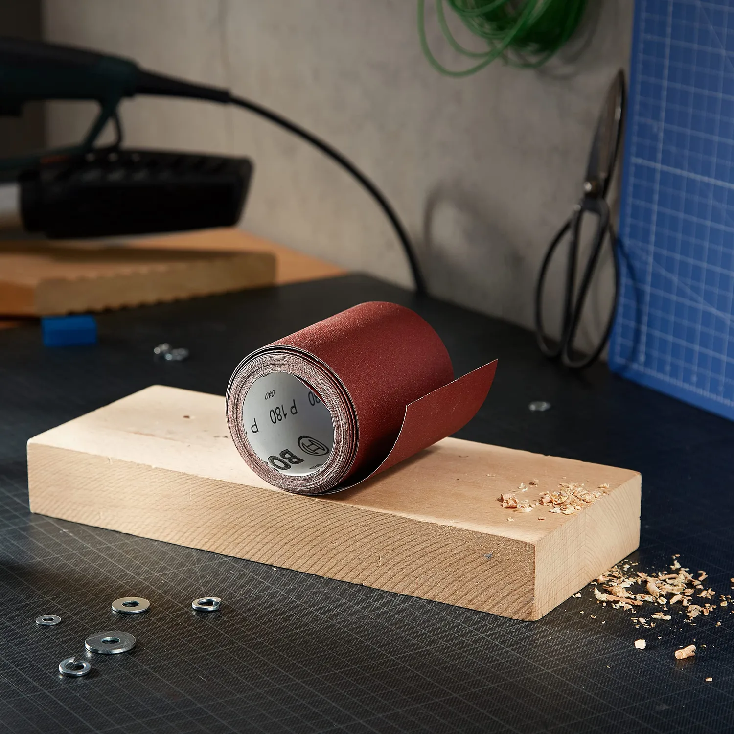 Bosch Expert C410 rotolo abrasivo 93 mm grana 180
