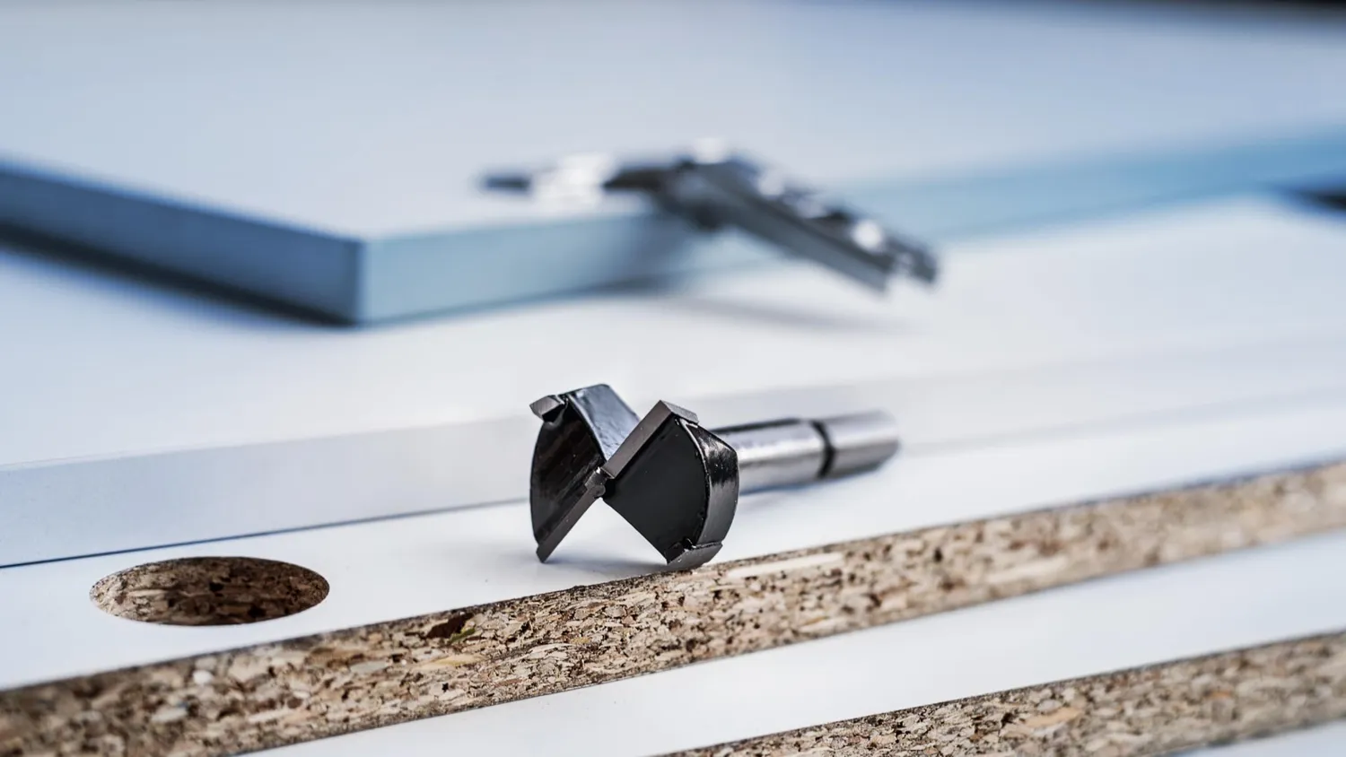 Bosch Expert 18mm punta cerniera per legno laminato