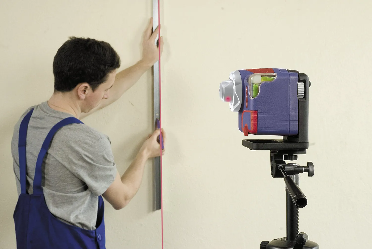 KWB 0643-40 treppiede telescopico 155 cm laser attacco