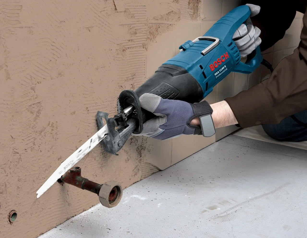 Bosch Professional Sega universale GSA 1100 E + lame 15pz
