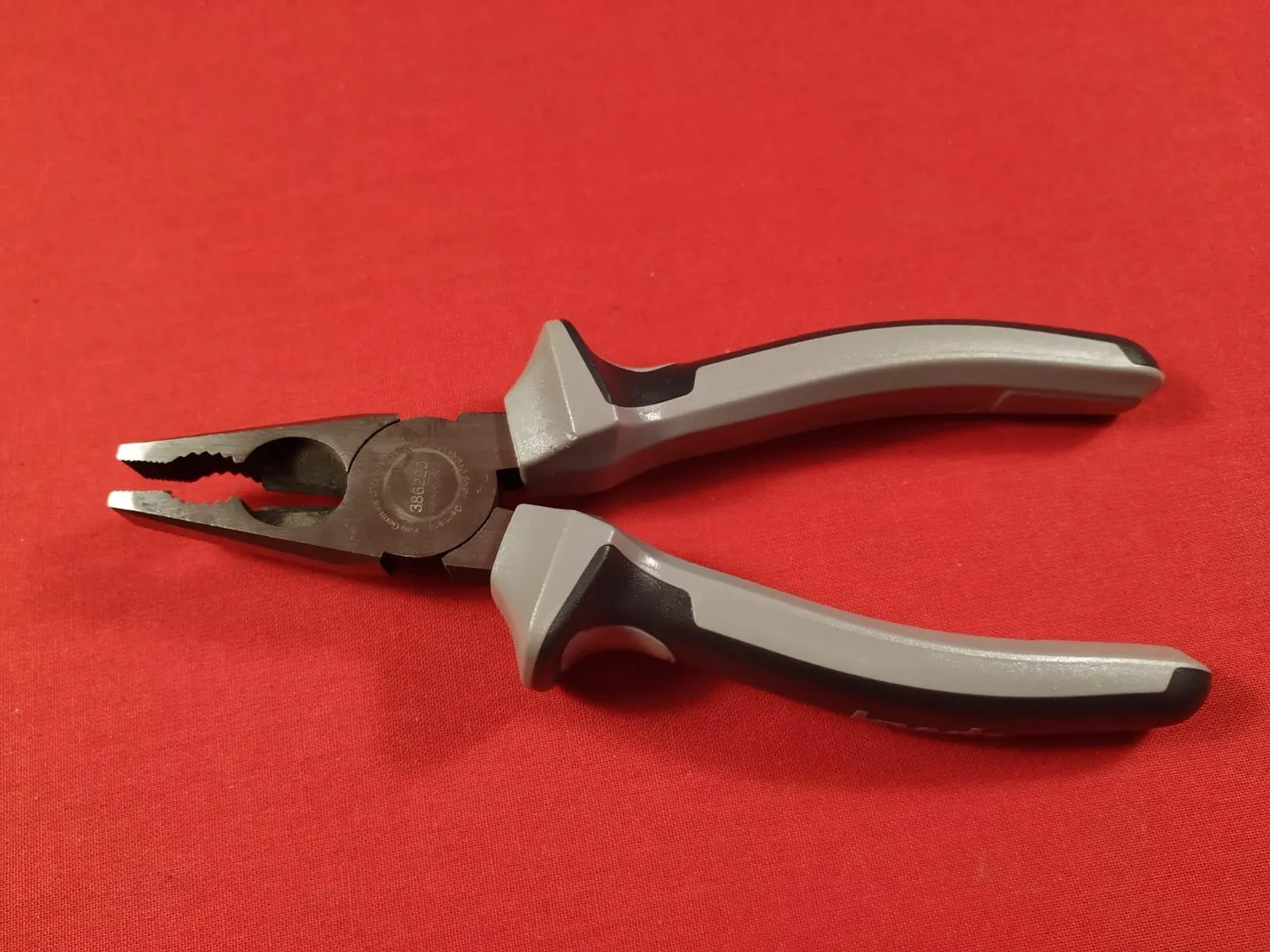 KWB Profi 386220 pinza combinata 160 mm acciaio