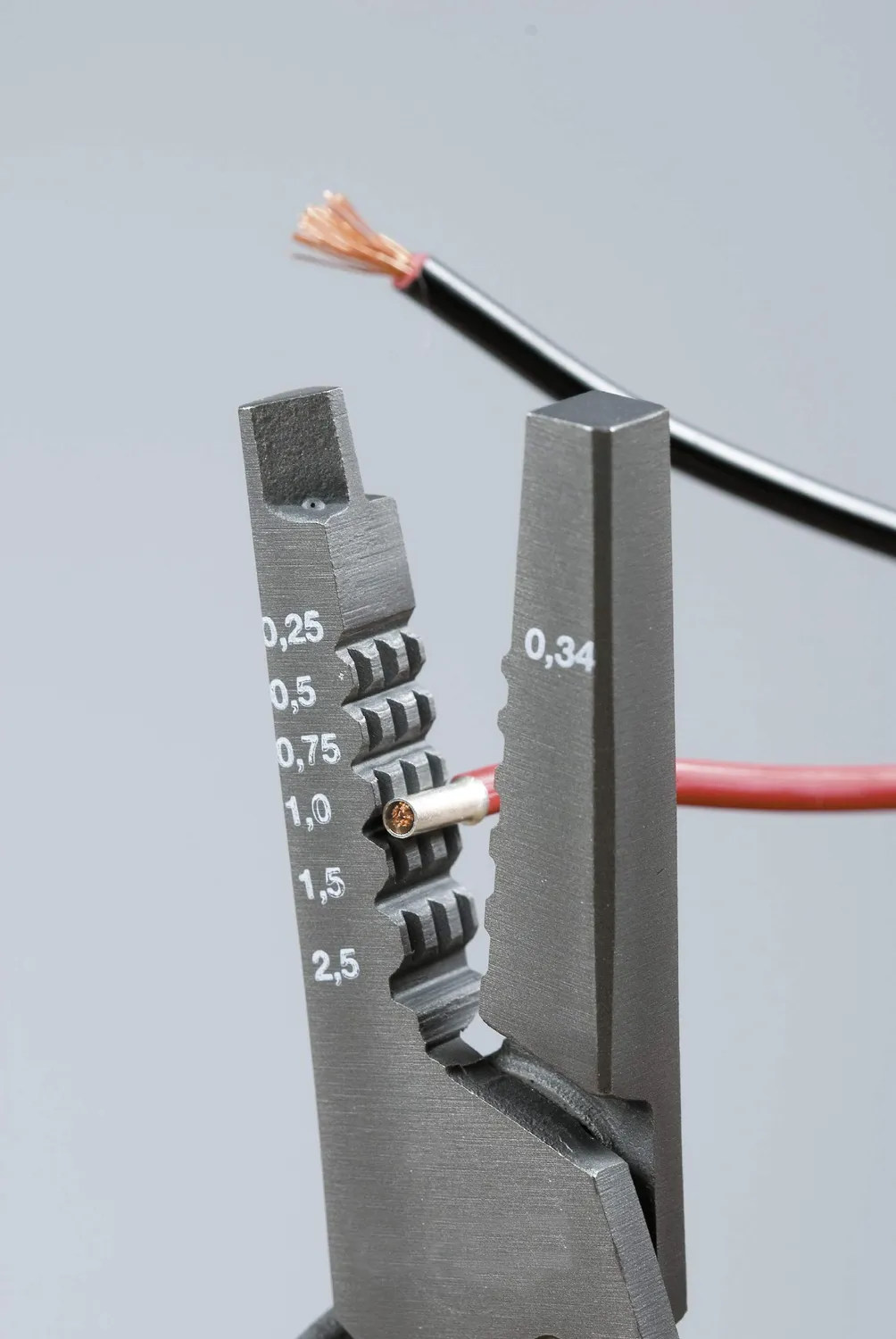 KWB 4022-00 pinza crimpatrice 140 mm con 30 puntalini