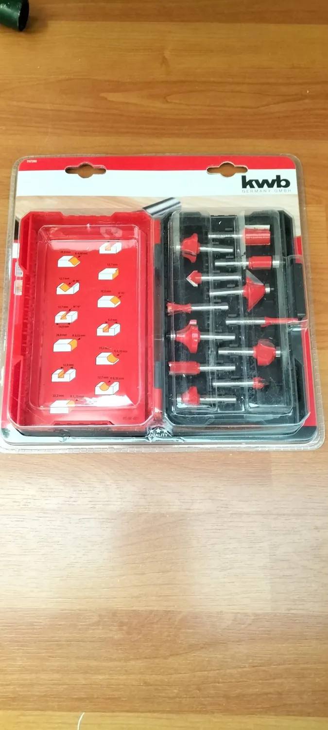 KWB Set 12 Frese Fresatrice 8 mm Metallo Duro Valigetta