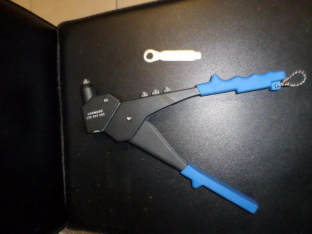 S&R Rivettatrice manuale professionale 2,4-5,0 mm testina 360°